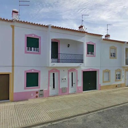 شقة Casa Cor-De-Rosa فيلا نوفا دو ميلفونتس المظهر الخارجي الصورة